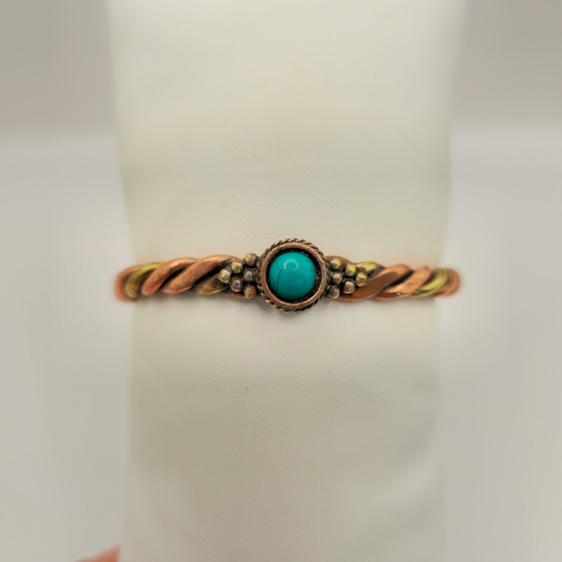 Bracelet torsadé pierre couleur turquoise single