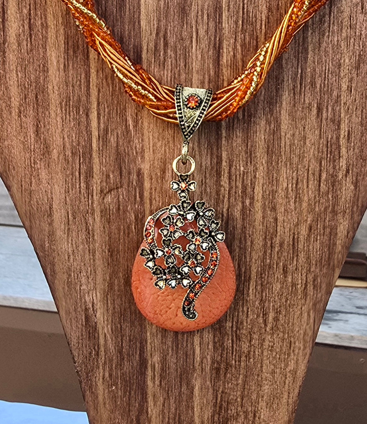 Collier Rena